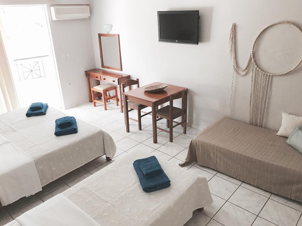 Calypso Beach Hotel 卢特拉艾季普苏 外观 照片