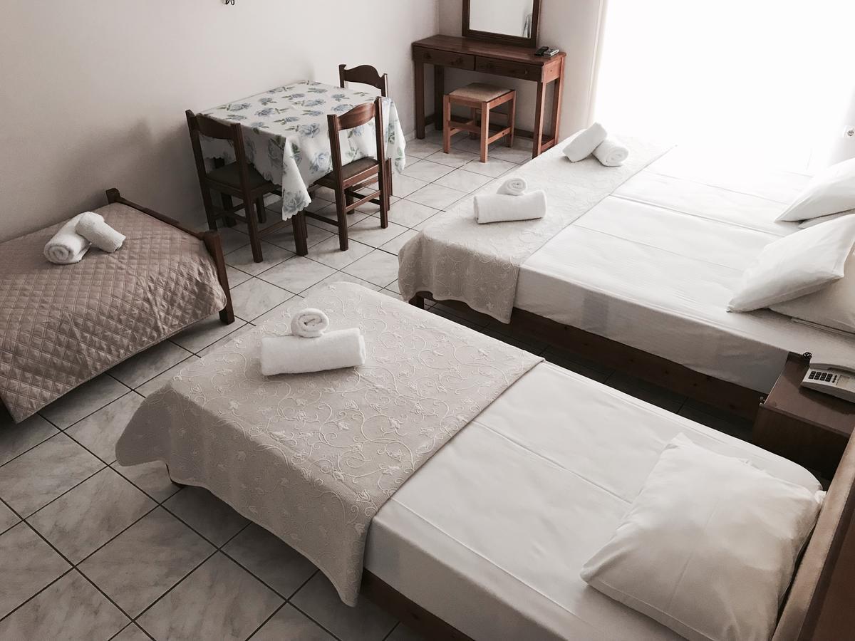 Calypso Beach Hotel 卢特拉艾季普苏 外观 照片